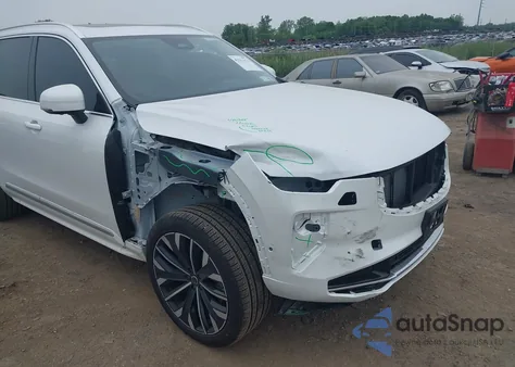 2025 Volvo Xc90 B5 Plus 7-Seater from USA, damaged, VIN YV4M12PB3S1369804